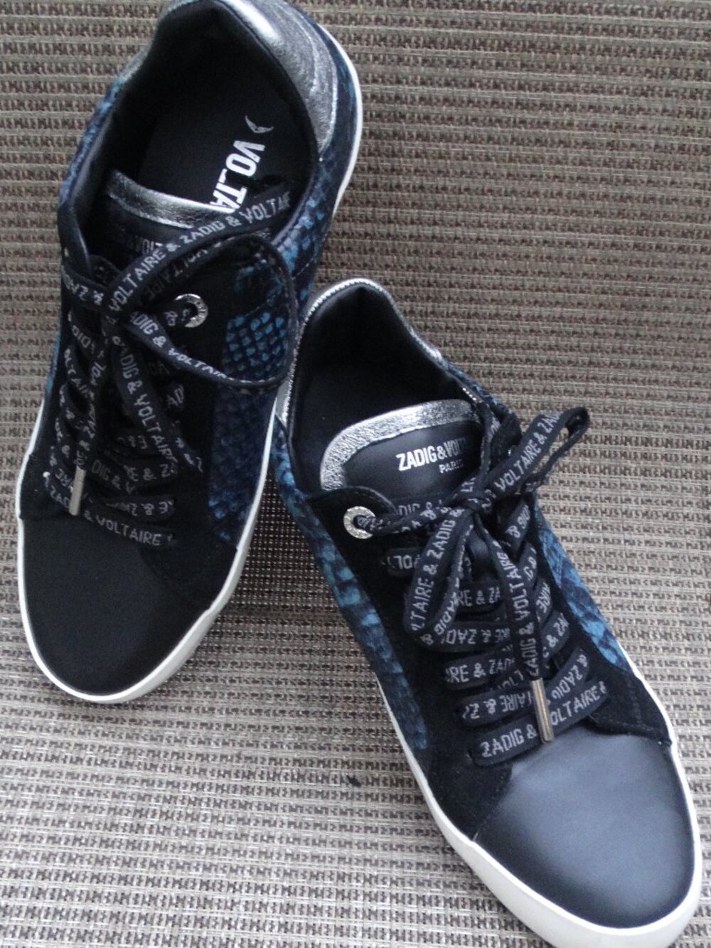 Zadig & Voltaire WILD Blue Python Print Lo Top Leather Sneakers Size 8.5US/39EU